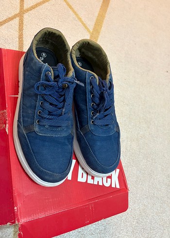 Diğer Sehir Stiline Uygun Lacivert Bagcikli Sneaker