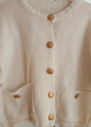 Bej Gold Düğmeli Hırka - Görsel 2