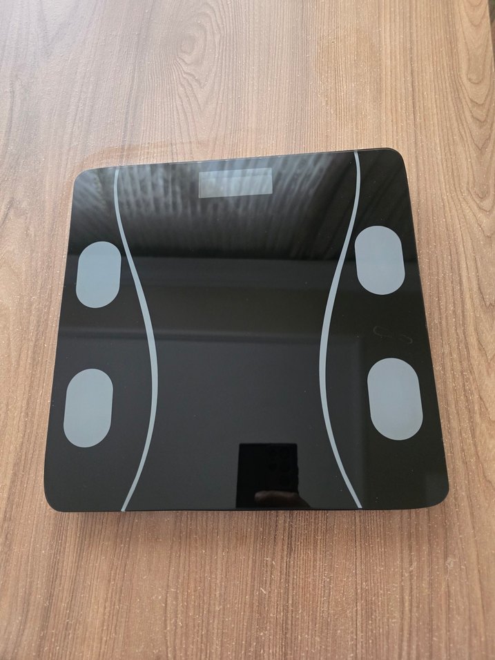 Dijital Siyah Banyo Tartısı - Görsel 2