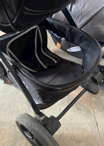 Gri Bebek Arabası ve Oto Koltuğu Seti - Görsel 4