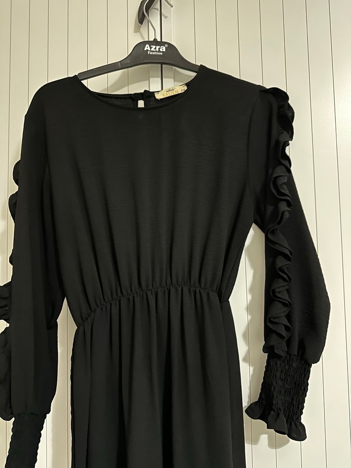 Uzun Kollu Siyah Fırfırlı Uzun Elbise - Görsel 3