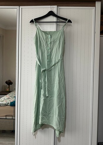 LC Waikiki Mint Yesili İnce Askili Minimal Elbise