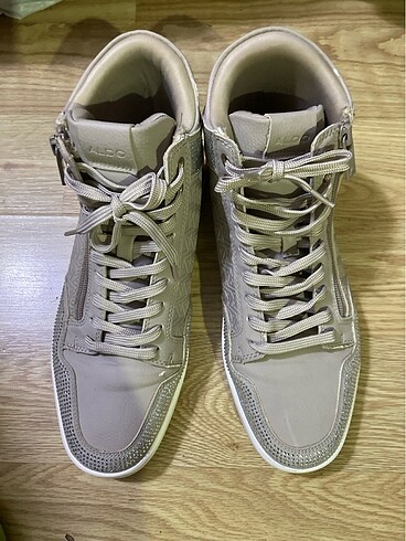 Sneaker Şıklığı