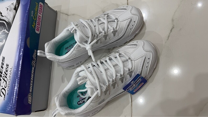 39 Beden Skechers D?lıtes fresh start kadın spor ayakkabı