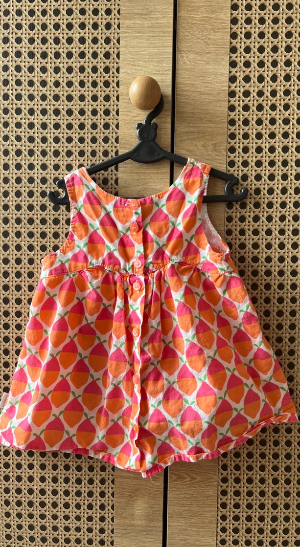 Turuncu Düğmeli Kolsuz Bohem Kız Elbisesi - Görsel 2