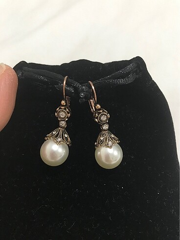 Zara marka inci ve taş detaylı vintige küpe