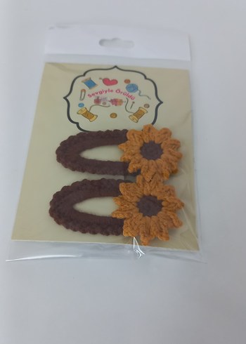 Çiçekli Örgü Çocuk Toka Seti - Görsel 2