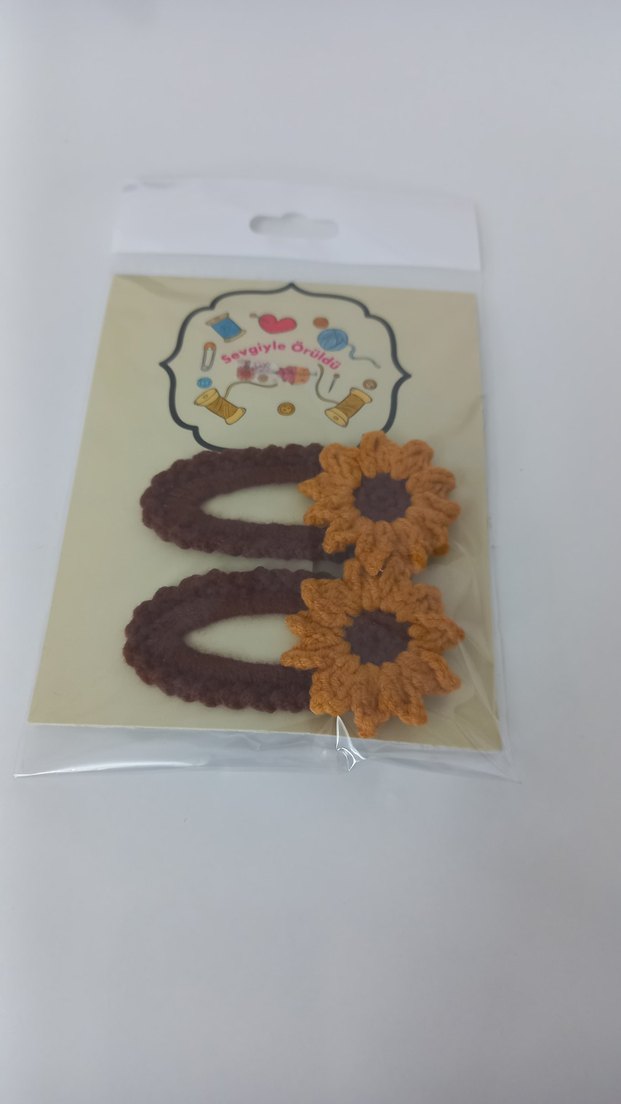 Çiçekli Örgü Çocuk Toka Seti - Görsel 2