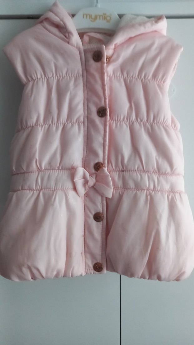 Düğmeli Pembe Kız Çocuk Yeleği - Görsel 2