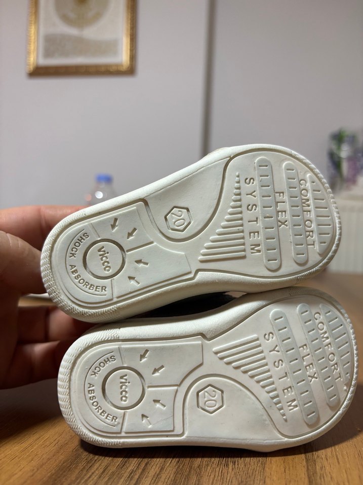 VİCCO 20 numara ayakkabı SIFIRDAN FARKSIZ - Görsel 3