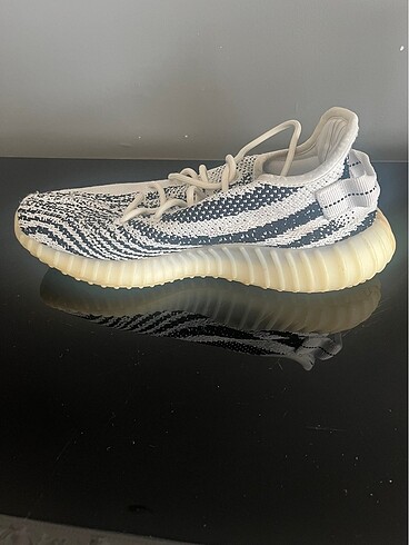Yeezy zebra