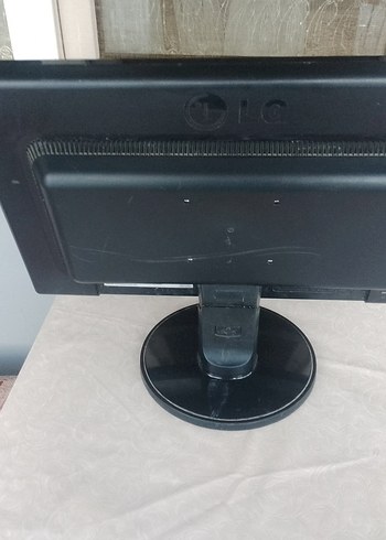 Beden Siyah LG Monitör
