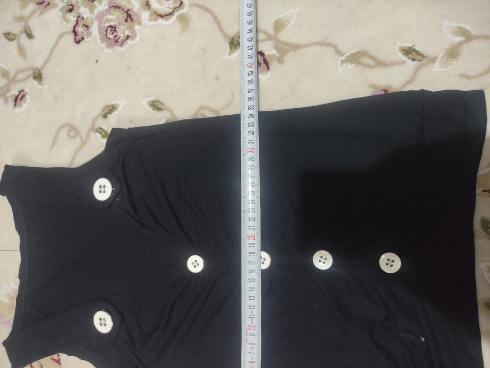 Düğmeli Siyah V Yaka Kadın giyim - Görsel 3