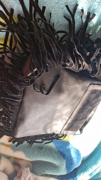 deri kadife detaylı püsküllü kol çantası gotik - Görsel 5