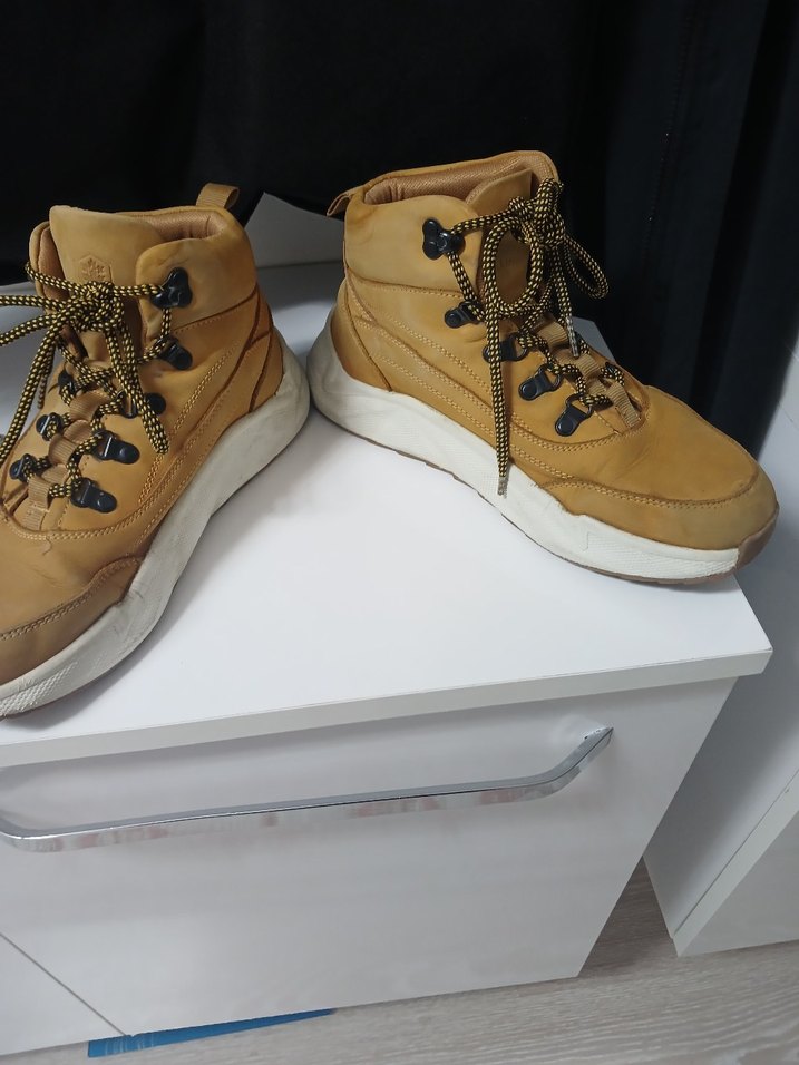 Erkek bağcıklı Bot - Görsel 3