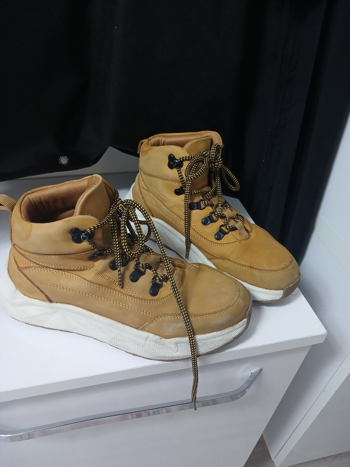 Erkek bağcıklı Bot - Görsel 2