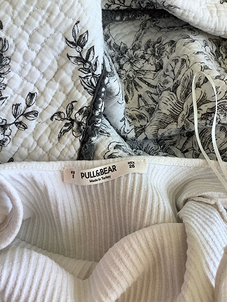 Pull and Bear Arkası dekolteli bodysuit