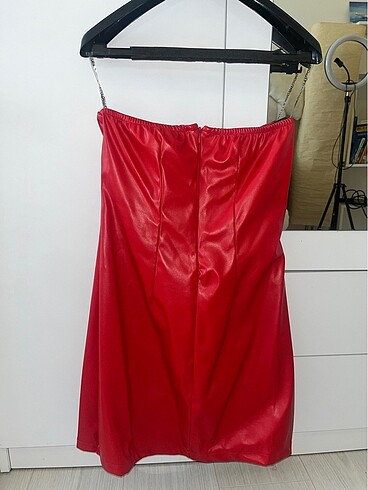 Trendyol & Milla Kırmızı deri elbise