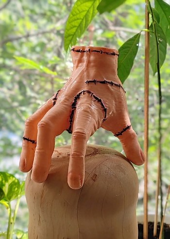 Bej Renkli Aksiyon Figürü El Modeli - Görsel 4