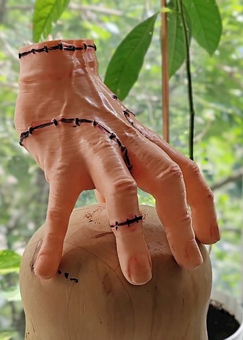 Bej Renkli Aksiyon Figürü El Modeli - Görsel 5