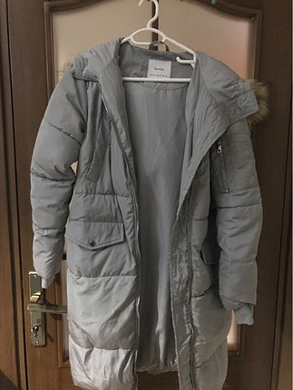 Bershka mont