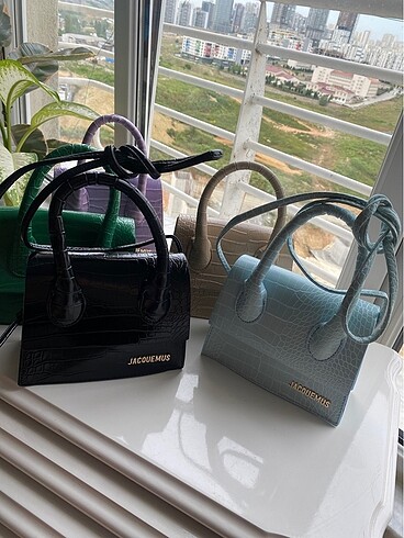  Beden JACQUEMUS Kadın Çanta
