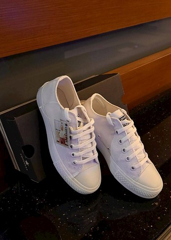 38 Beden beyaz Renk Converse Beyaz Kadın Sneakers