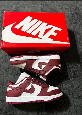 43 Beden Bordo Nike Blok Topuklu Spor Ayakkabı