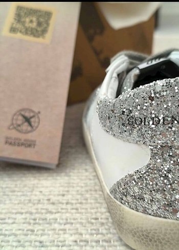 37 Beden Golden Goose Deluxe Gri Simli Kadın Spor Ayakkabı