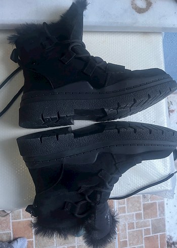 Siyah Kürklü Blok Topuklu Street Style Bot - Görsel 4