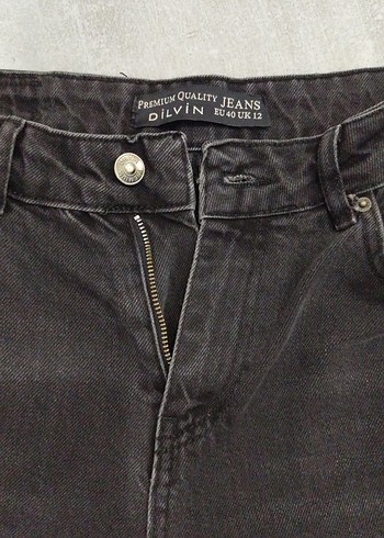 Siyah Yırtık Detaylı Bol Kesim Kadın Kot Pantolon - Görsel 2