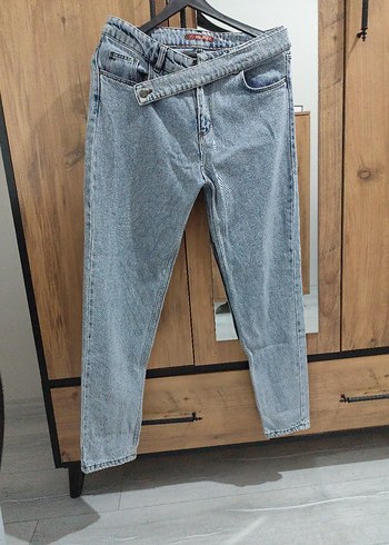 Diğer Kadın Mavi Kemerli Denim Pantolon