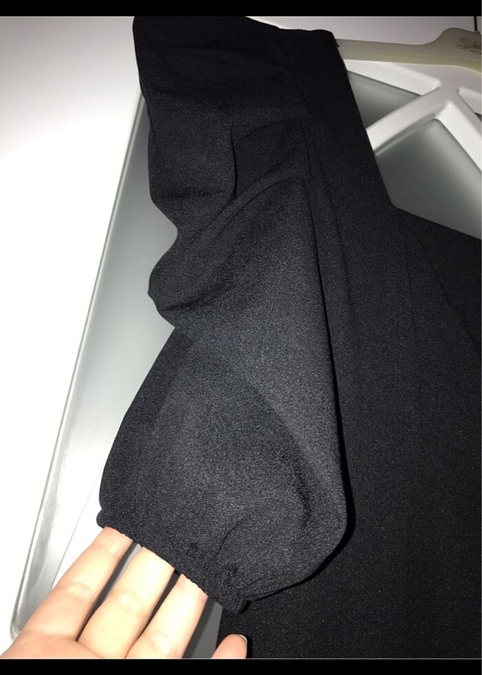 Abiye elbise siyah yırtmaçlı - Görsel 4