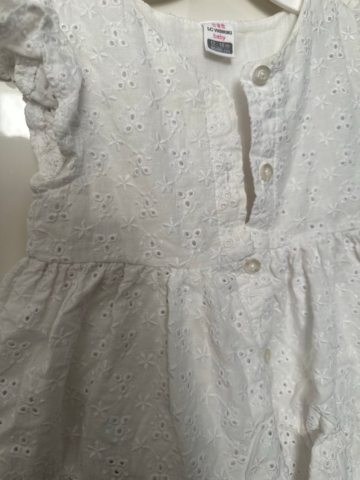 Kız Çocuk Beyaz Nakışlı Fırfırlı Elbise - Görsel 2