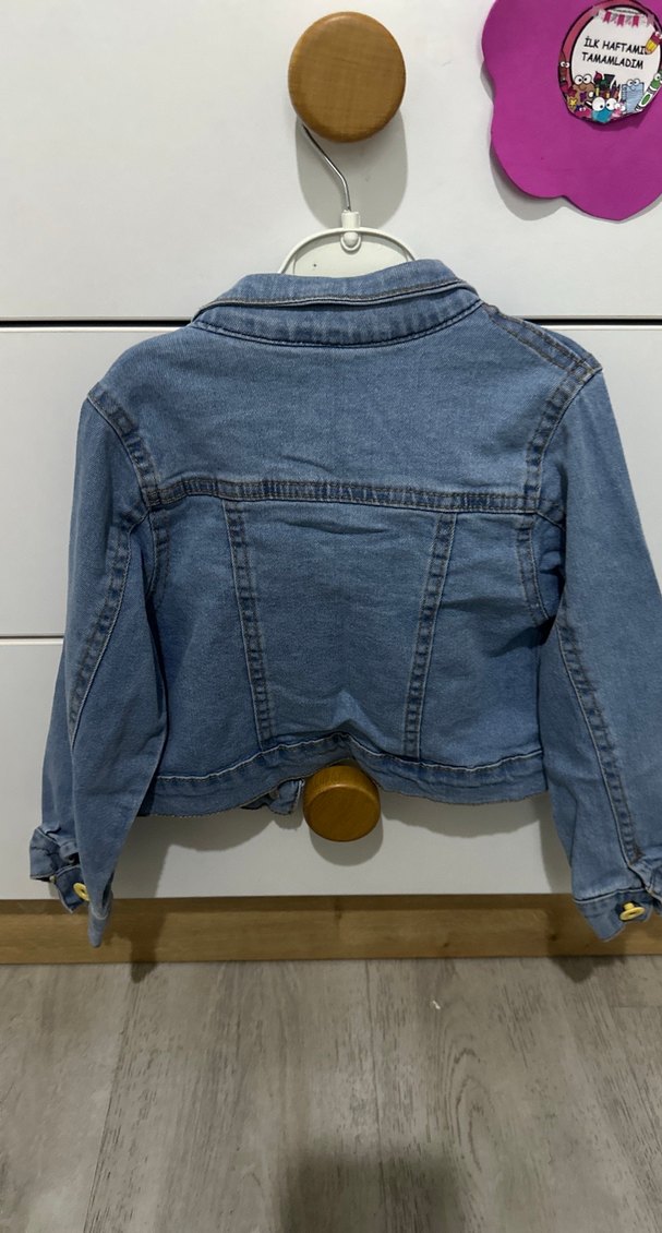 Renkli Baskılı Kız Çocuk Kot Ceket - Görsel 3