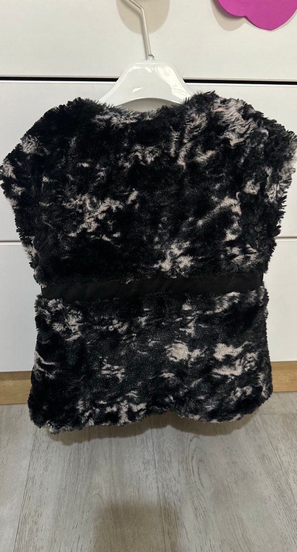 Siyah Kürklü Bağlamalı Kız çocuk Yelek - Görsel 4