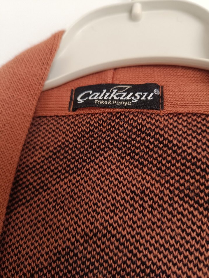 Düğmeli Uzun Kahverengi Çizgili Hırka - Görsel 4