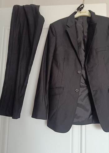 Düğmeli Siyah Erkek Takım Elbise - Görsel 2