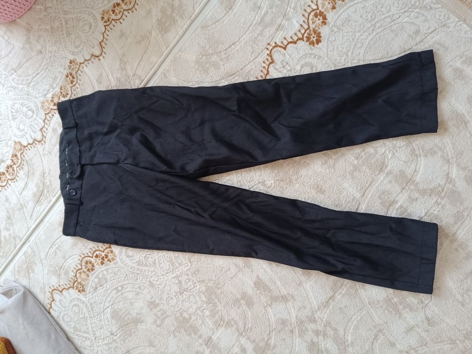 Düğmeli Siyah Erkek Takım Elbise - Görsel 4