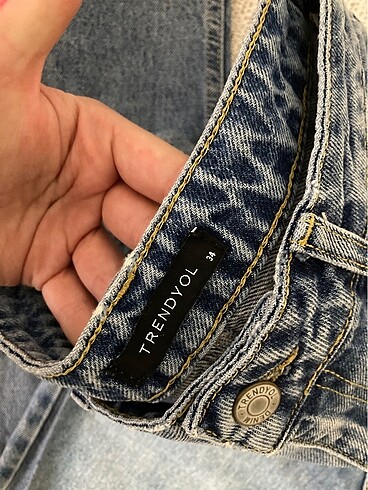 Trendyol & Milla koyu mavi jean