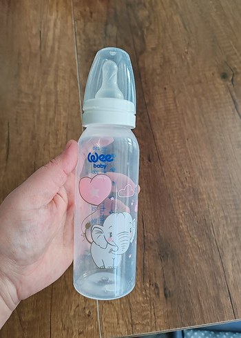 Beyaz Fil Desenli Plastik Bebek Biberonu