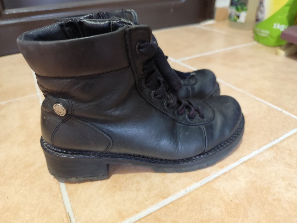 Siyah Deri Goth Kadın Botları - Görsel 4