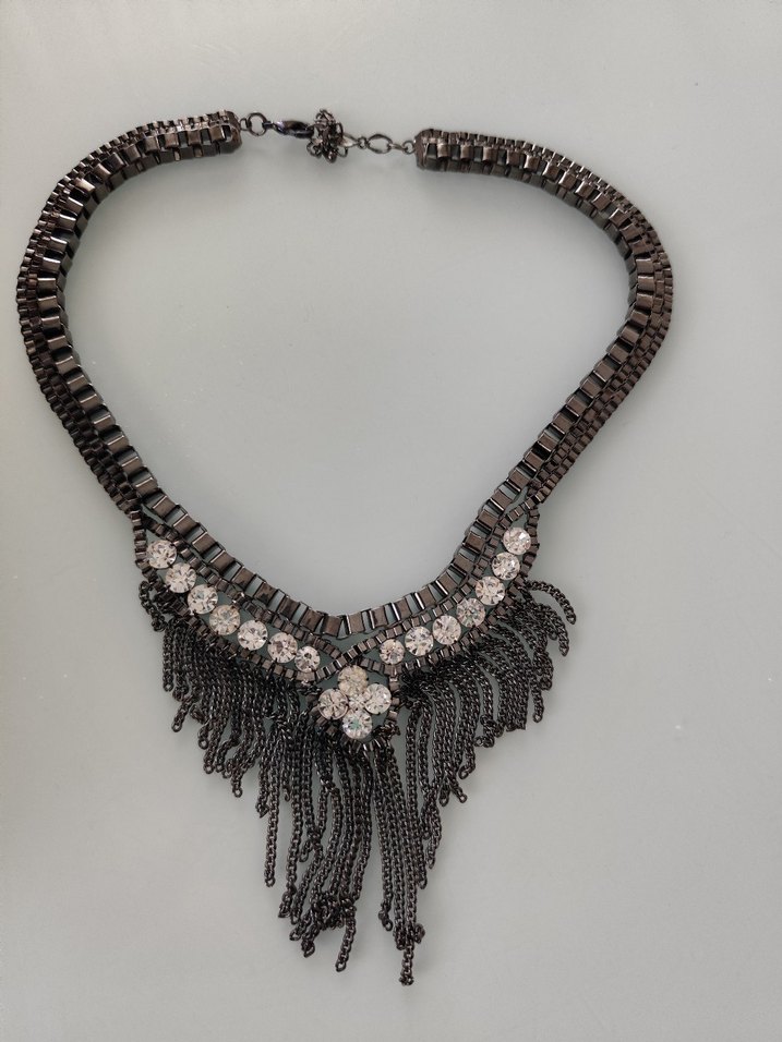 Uzun Zincirli Siyah Gotik Kadın Kolye - Görsel 3