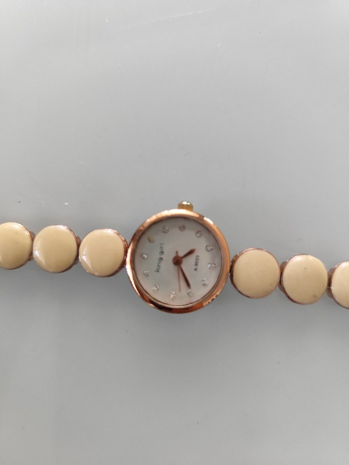 Bej Boncuklu Kadın Saat - Görsel 3