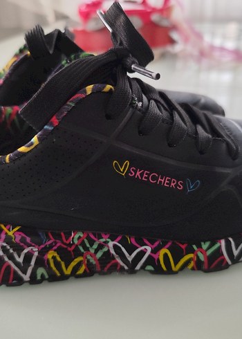 Renkli Bağcıklı Skechers Kadın Spor Ayakkabı - Görsel 2