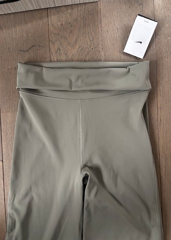 Nike Bej Kadın İspanyol Paça Pantolon - Görsel 7