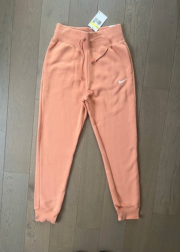 Nike orijinal etiketli Pembe Rahat Kesim Kadın Eşofman Altı
