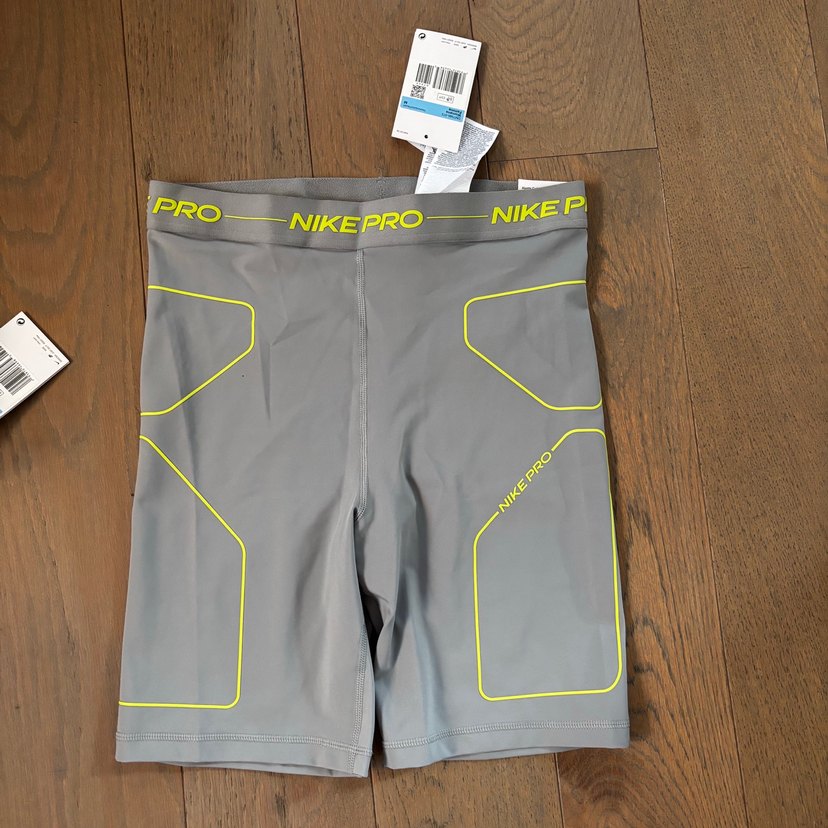 Nike Pro Kadın Gri Mini Spor Tayt - Görsel 5