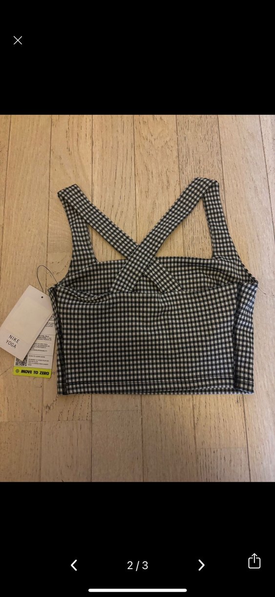 Nike yoga Kadın Siyah Kareli Askılı Crop Top - Görsel 2