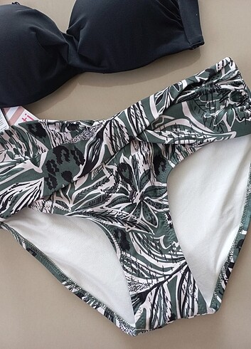 34 Beden Penti Bikini Takımı